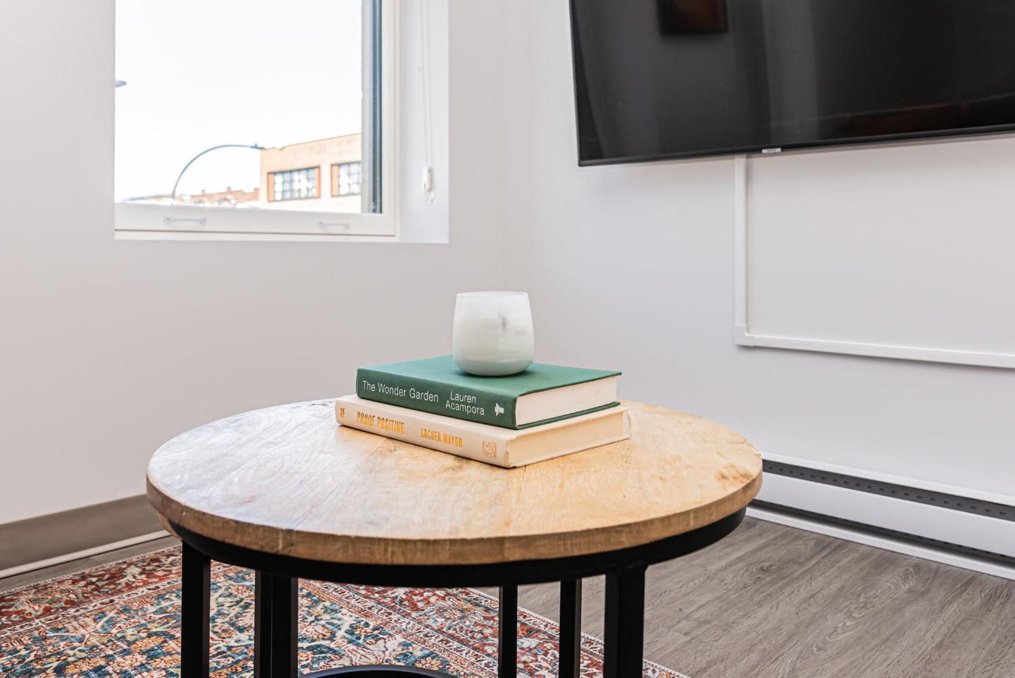 Wonderful New Studio Close To Mount Royal By Den Stays Montréal Quarto foto