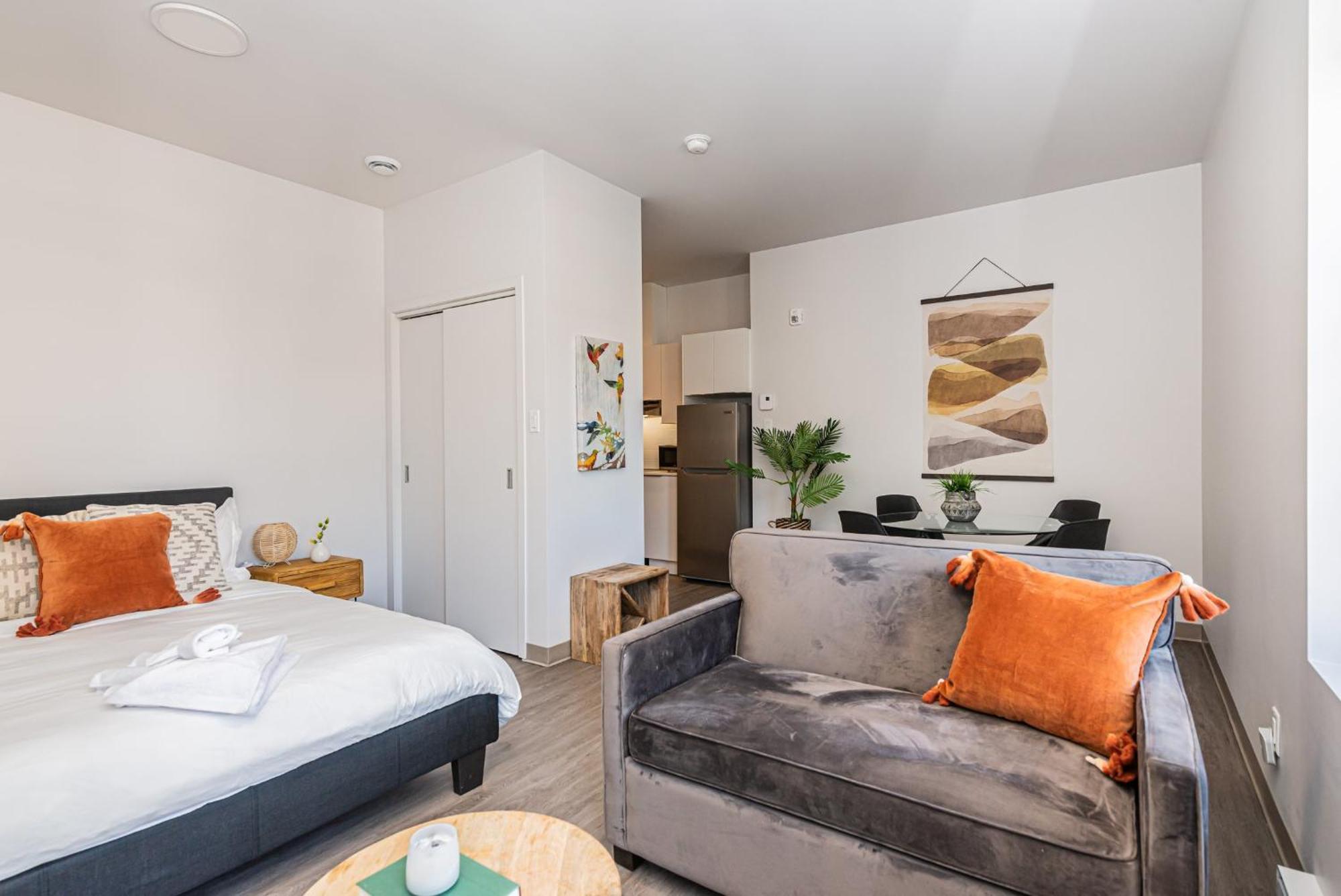 Wonderful New Studio Close To Mount Royal By Den Stays Montréal Quarto foto